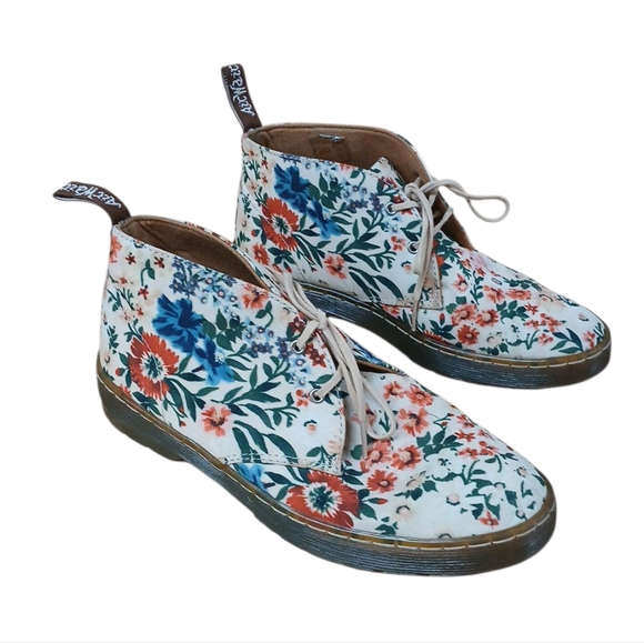 Dr. Martens Daytona Canvas Lace Up Boots Floral Print Size 8 - Picture 1 of 8
